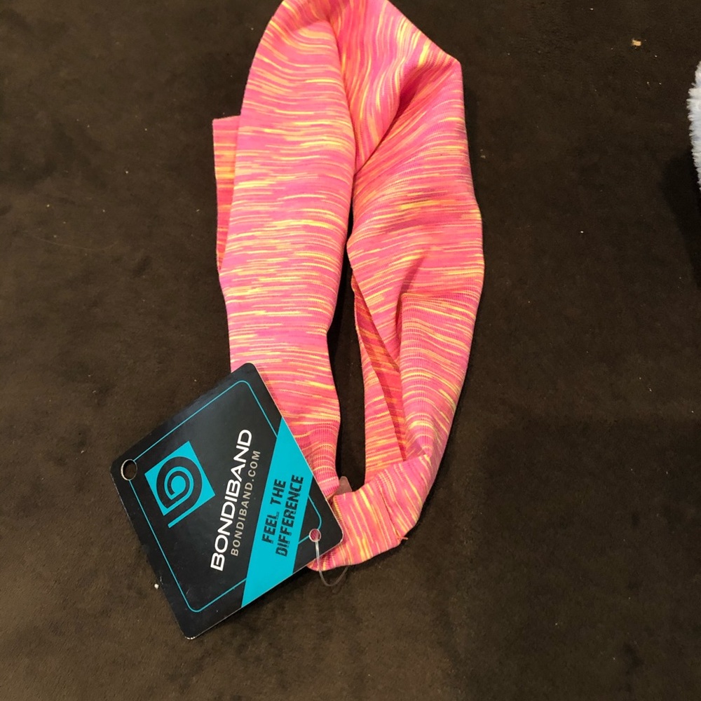 NWT Bondiband wicking multi color